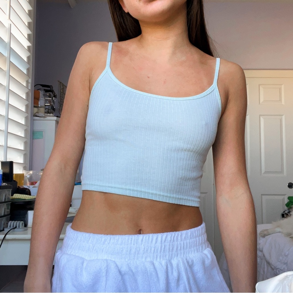 Light Mint Blue Ribbed Cropped Tank Top - Picture 2 of 4